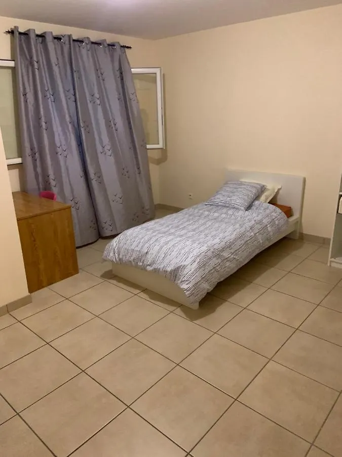 Klm Hotel Roussillon  0*, Roussillon (Isere)
